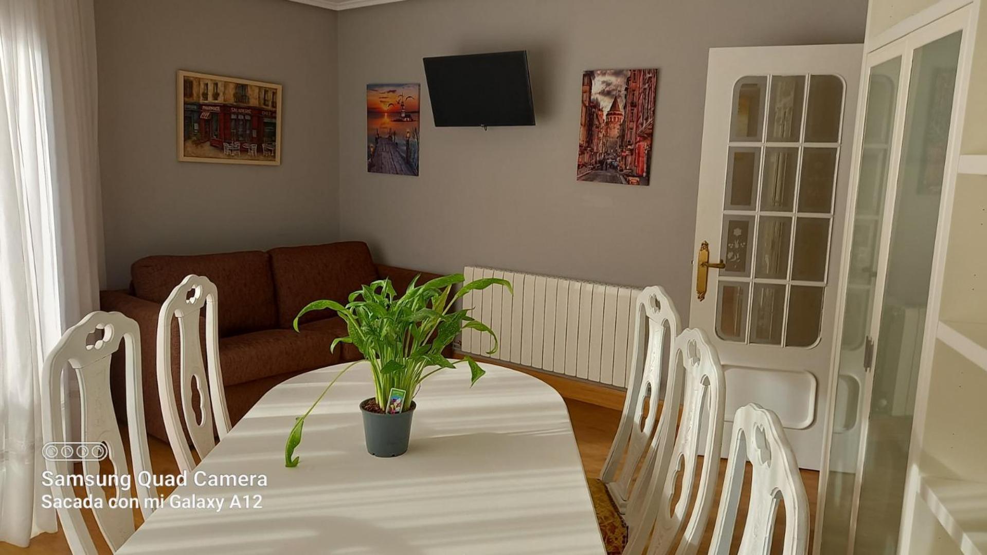 Appartamento Apartamento Con Garaje Opcional Con 2 Banos Cerca Ayuntamiento Bilbao Esterno foto