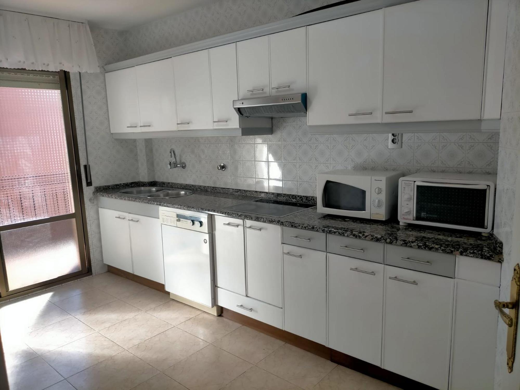 Appartamento Apartamento Con Garaje Opcional Con 2 Banos Cerca Ayuntamiento Bilbao Esterno foto